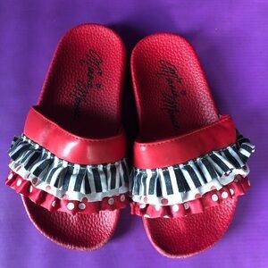 Red Disney Minnie Mouse Slides size 10-11